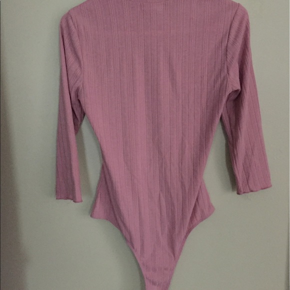 Mock Neck Bodysuit with Half Sleeves - Picture 4 of 4
